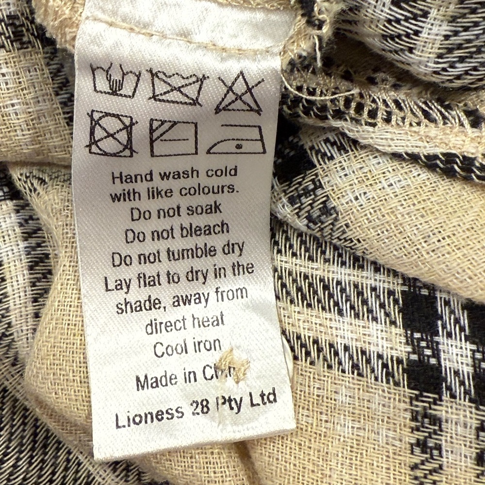 Lioness Clarity Flannel Shirt in Off White/Black (XL) - Picture 8 of 8